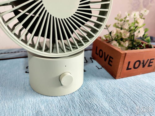 智米桌面風(fēng)扇，清涼搖走夏日常伴